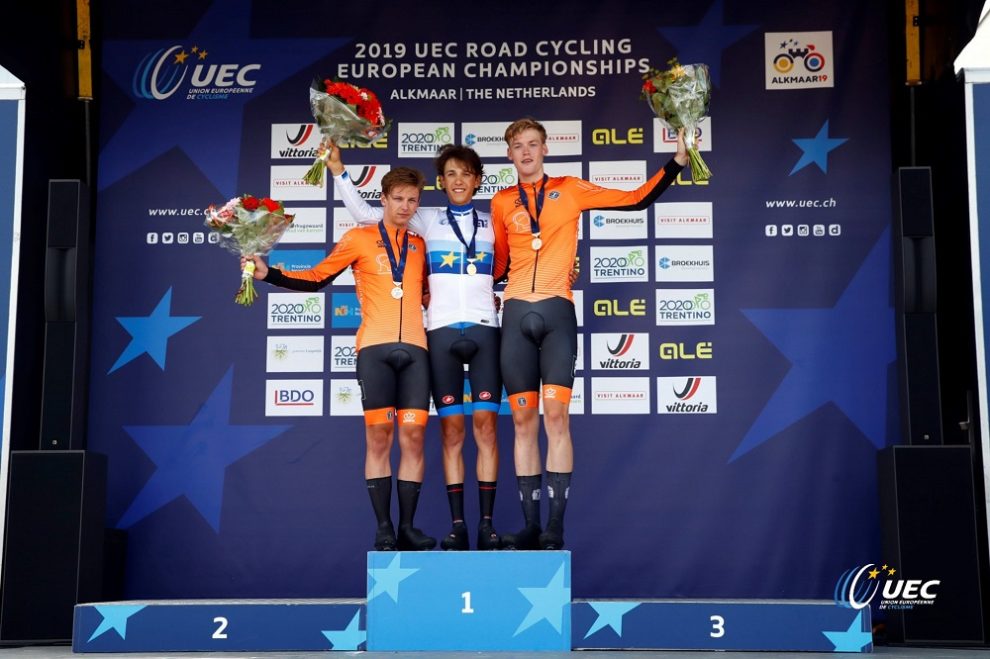 Andrea Piccolo sul gradino più alto del podio ai Campionati Europei di Alkmaar © UEC